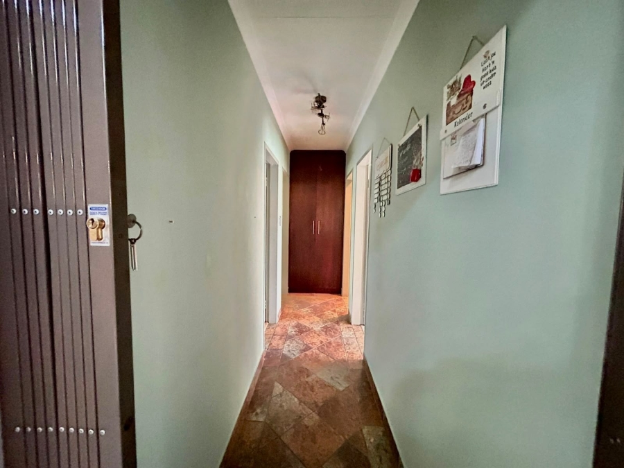 3 Bedroom Property for Sale in Waterval East North West